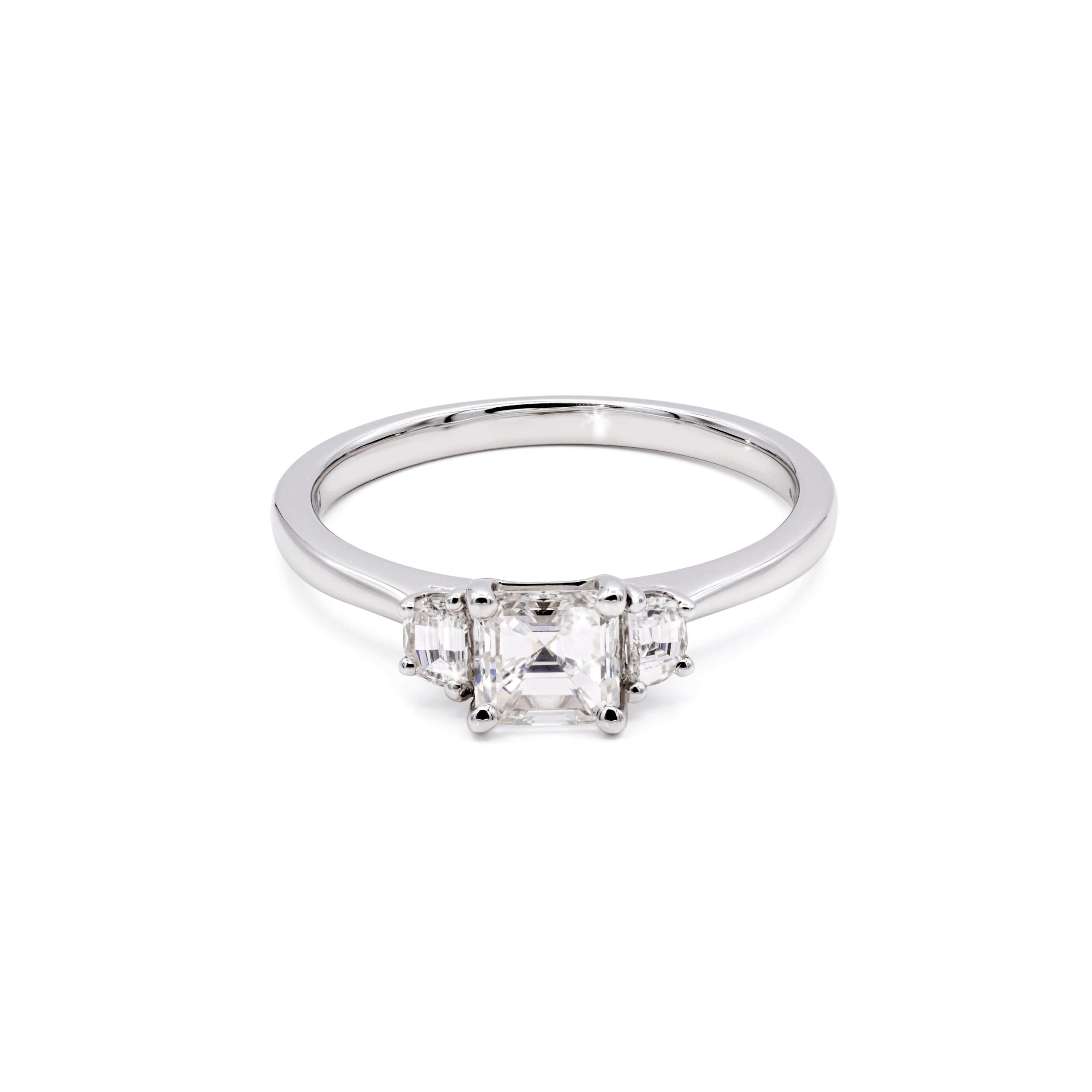 Diamond Group Solitaire-Ring | 1P673W8-4